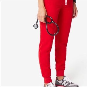 ❤️ FIGS RED ZAMORA JOGGER PANTS